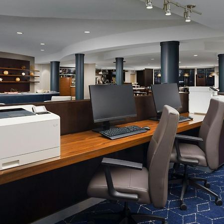 คอร์ตยาร์ด โปโตแมค มิลล์ วูดบริดจ์ Hotel ภายนอก รูปภาพ